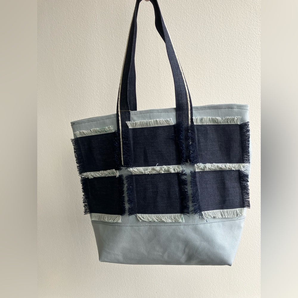 AKREWORK denim fray tote bag